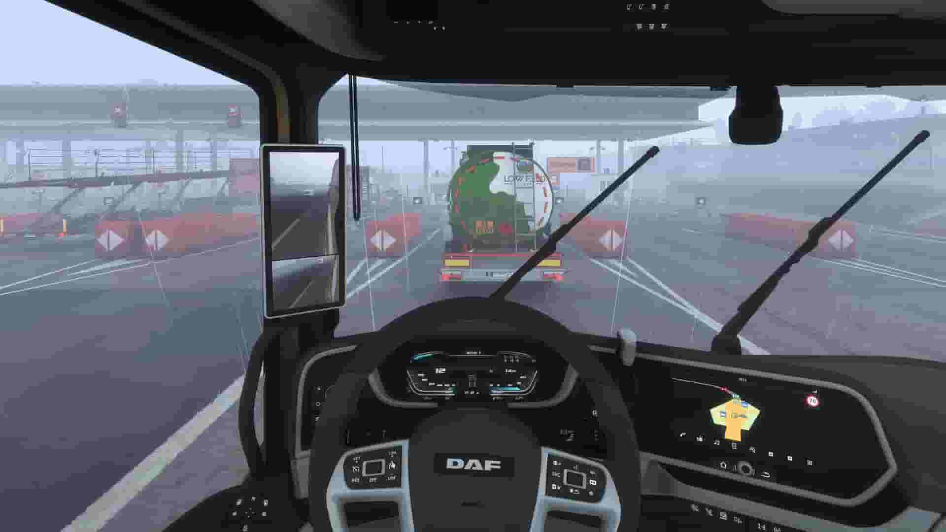 Euro Truck Simulator 2 screenshot thumbnail screenshot 3