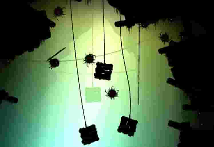 FEIST screenshot thumbnail screenshot 5