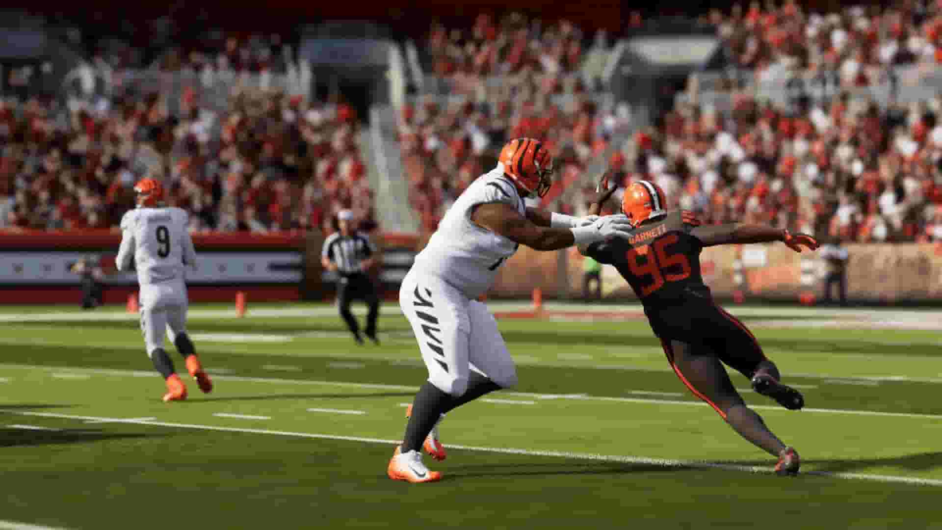 Madden NFL 24 screenshot thumbnail screenshot 2