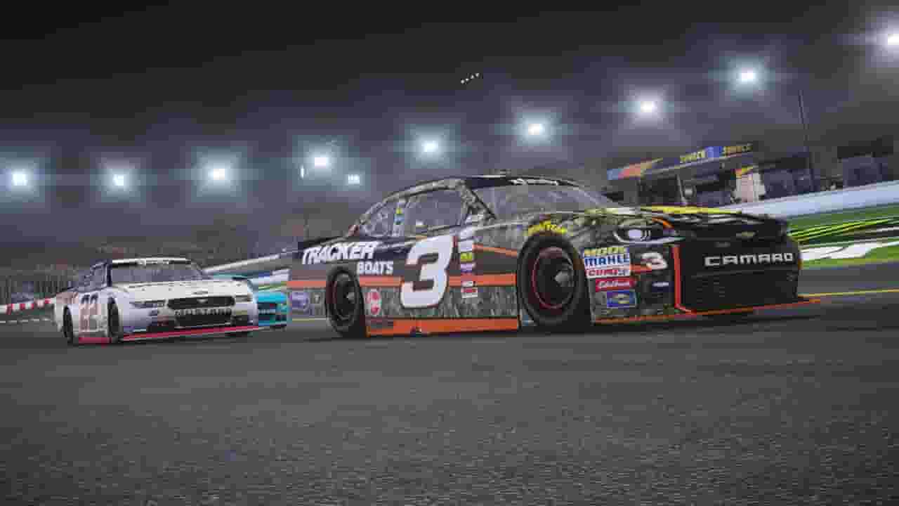 NASCAR Heat 2 screenshot thumbnail screenshot 4