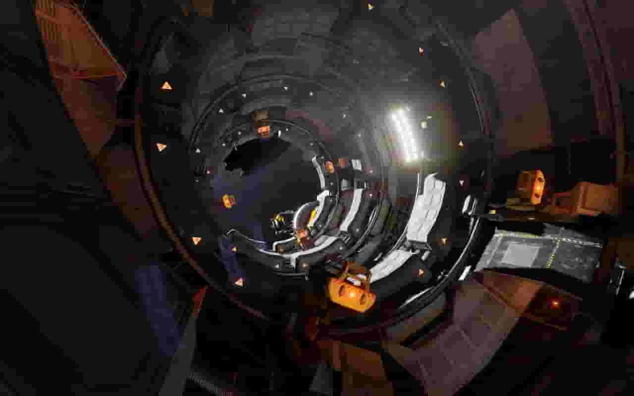 Shattered Horizon screenshot thumbnail screenshot 8