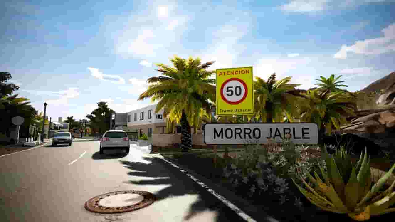 Tourist Bus Simulator screenshot thumbnail screenshot 24