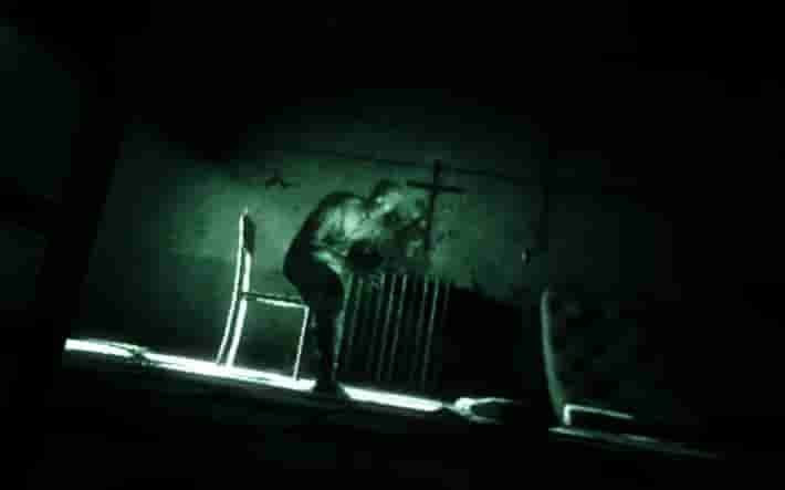 Outlast screenshot thumbnail screenshot 1